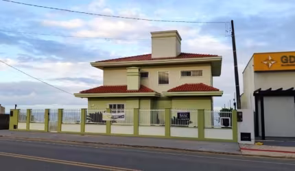 Casa Frente para o mar com 6 quartos