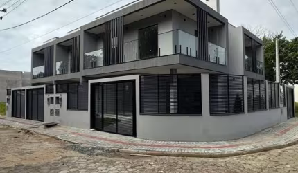 Sobrado c/3 dormitórios sendo 1 suíte no Itacolomi