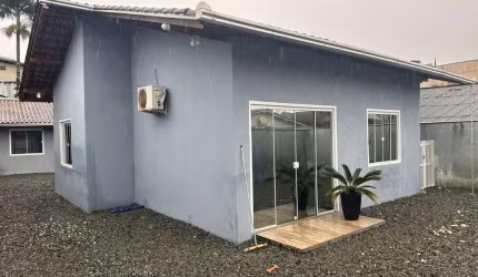 Casa com 3 quartos em Piçarras