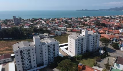 Apartamento Centro de Penha a 400 metros do Mar