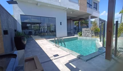 Apartamento mobiliado em Piçarras SC