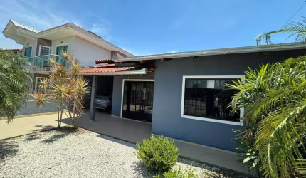Linda Casa 650 metros Praia do Grant em Barra Velha (Itajubá)