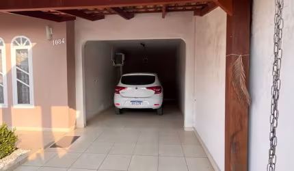 Casa Plana no Aventureiro