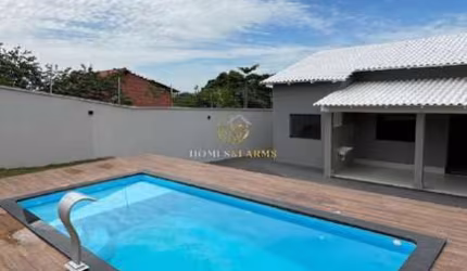 BELÍSSIMA CASA TÉRREA 3/4 NO SETOR ITAPOA MANSÃO -GIOANIA/GO
