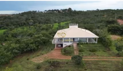 Belíssima Chácara a 5km de Chapada dos Guimarães - MT