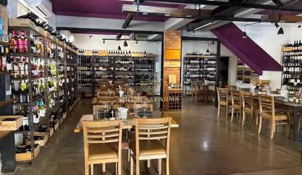VENDO ADEGA E PIZZARIA COMPLETA PORTEIRA FECHADA NA ALAMEDA DOS BURITIS - CENTRAL, GOIÂNIA - GO.