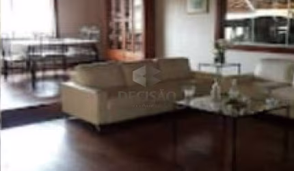 Casa à venda, 4 quartos, 2 suítes, 4 vagas, Santa Efigênia - Belo Horizonte/MG