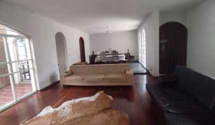 Casa à venda, 5 quartos, 1 suíte, 5 vagas, Sion - Belo Horizonte/MG
