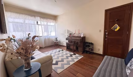 4 quartos com suíte espaçoso, claro e arejado.
