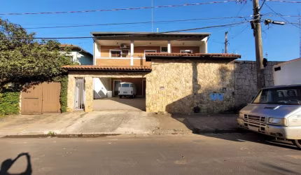Ótima Casa à Venda - 5 Quartos - Taquaral - Campinas/SP