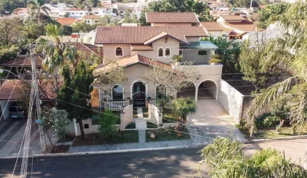 Casa em Condomínio Fechado no Coração da Cidade - Jardim Chapadão - Campinas/SP