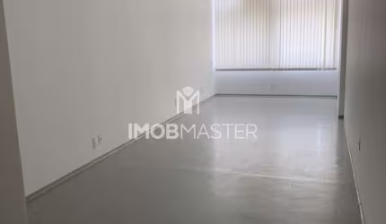 Comercial com 32.0 m², à venda no bairro Jardim Paulista.