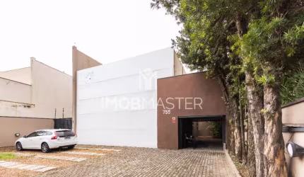 Casa Comercial na Av. Brasil de 500m².