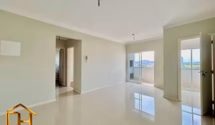 Apartamento com vista livre, 2 quartos, sendo 1 suíte, localizado no bairro Costa e Silva