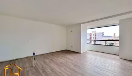 Apartamento novo 1 suíte mais 1 demi suíte com 2 vagas de garagem no Saguaçu