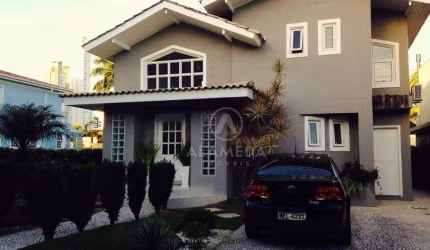 Casa com 3 dormitórios à venda, 225 m² por R$ 3.600.000,00 - Barra - Balneário Camboriú/SC