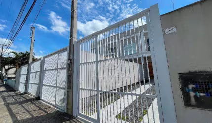 Sobrado com 2 dormitórios à venda, 70 m² por R$ 420.000,00 - Velha Central - Blumenau/SC