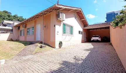 Casa com 3 dormitórios à venda, 162 m² por R$ 860.000,00 - Velha - Blumenau/SC