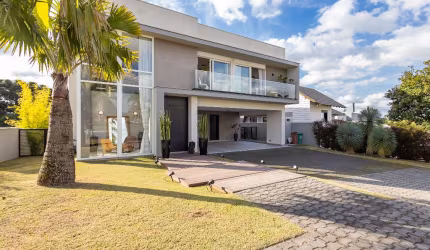 CASA À VENDA COM 4 SUÍTES NO ALPHAVILLE RESIDENCIAL PARATI EM PINHAIS