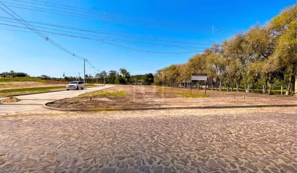 Lote/Terreno de esquina à Venda, São Lucas (Centro) - Capela de Santana