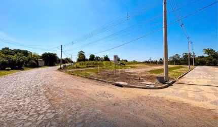 Lote/Terreno de esquina à Venda, São Lucas (Centro) - Capela de Santana
