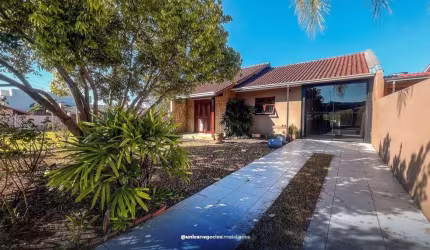 Casa com 3 quartos à Venda, Jardim Riva - Portão