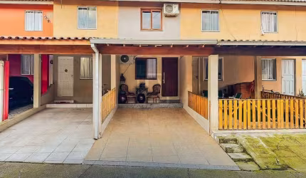 Sobrado com 2 quartos, Centro - Portão