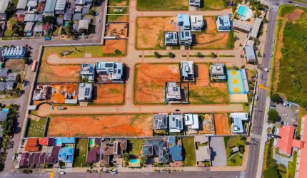Terreno à venda no Condomínio Nelsi Haas,  Centro - Portão