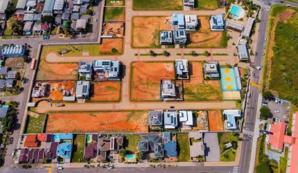 Terreno à venda no Condomínio Nelsi Haas,  Centro - Portão