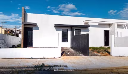 Casa de esquina no Residencial Verônica, Bairro São Jorge - Portão