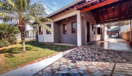 Casa com 3 quartos, Jardim Riva - Portão