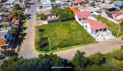 Terreno de esquina à venda, Centro - Portão