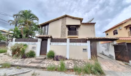 Casa para Venda em São Pedro da Aldeia, Porto da Aldeia, 3 dormitórios, 1 suíte, 2 banheiros, 3 vagas