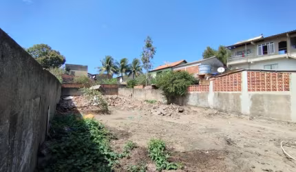Terreno para Venda em São Pedro da Aldeia, Fluminense