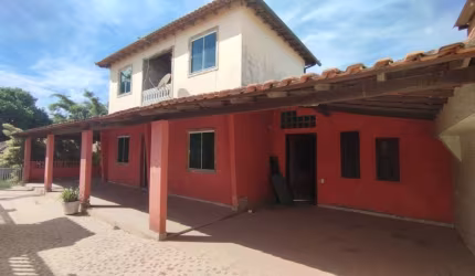 Casa para Venda em São Pedro da Aldeia, Flexeira, 2 dormitórios, 1 suíte, 1 banheiro, 2 vagas