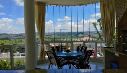 CASA PARA ALUGAR - VENDER - MOBILIADA NO URBANOVA- 360m²- 3 suítes e piscina