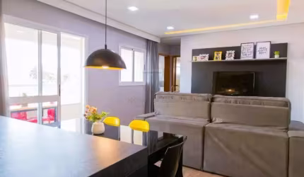 LINDO APARTAMENTO PARA VENDA - 2 DORMITÓRIOS, SENDO 1 SUÍTE, SACADA AMPLA.