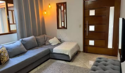 LINDA CASA À VENDA - 110m² - 3 DORMITÓRIOS 1 SUÍTE - VILA TESOURO - SÃO JOSÉ DOS CAMPOS