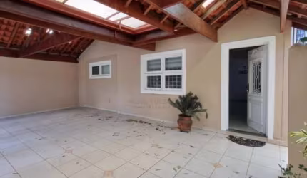 CASA TÉRREA À VENDA - 216m² - 3 DORMITÓRIOS 2 SUÍTES - 3 VAGAS - JARDIM DAS INDÚSTRIAS - SÃO JOSÉ DOS CAMPOS