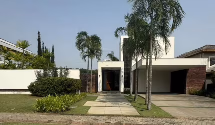 CASA DE CINEMA - Condominio Fechado a Venda!