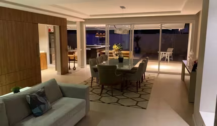 Casa em Condomínio - Jardim do Golfe - Residencial Jardim do Golfe - 4 Dormitórios - 400m².