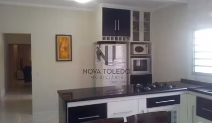 SOBRADO Á VENDA/LOCAÇÃO - 197m² - 4 DORMITÓRIOS 1 SUÍTE - BOSQUE DOS IPES - SÃO JOSÉ DOS CAMPOS