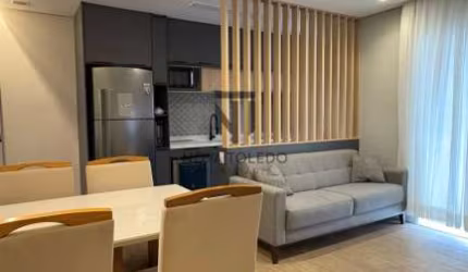 APARTAMENTO MOBILIADO PARA VENDA COM 2 DORMITÓRIOS, SENDO 1 SUÍTE, SACADA COM CHURRASQUEIRA, 2 VAGAS E COM VISTA PERMANENTE NO COND ALVORADAS ARBOVILLE - JACAREÍ.