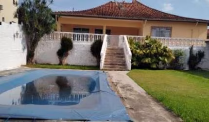 Casa térrea com 4 dormitórios, sendo duas suítes, piscina, fogão a lenha, localizada  Jd.São Gonçalo -Mairiporã - SP