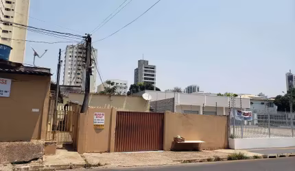 Casa de vila para venda tem 350 metros quadrados em Duque de Caxias - Cuiabá - MT