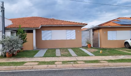 Aluga-se casa em Condomínio Reserva Rio Cuiabá por R$6.000,00 (mensal)