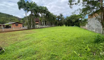 Terreno à venda no Centro