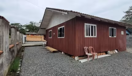 **OPORTUNIDADE! CASA DE ESQUINA NO BAIRRO ITOUPAVA AÇU – SCHROEDER**