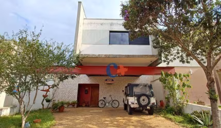 Casa com 3 dormitórios à venda, 236 m² por R$ 1.200.000,00 - Condomínio Campos do Conde I - Paulínia/SP
