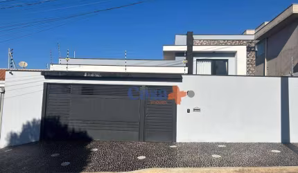 Casa com 3 dormitórios à venda, 242 m² por R$ 1.494.000,00 - Parque dos Servidores - Paulínia/SP
